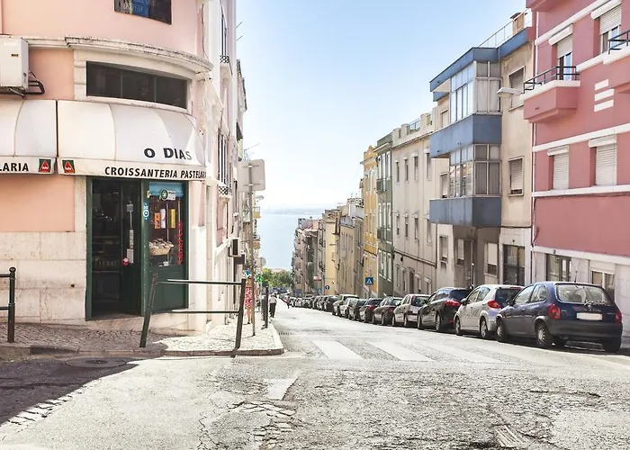 Graca Traditional 2 Bedroom * Лиссабон