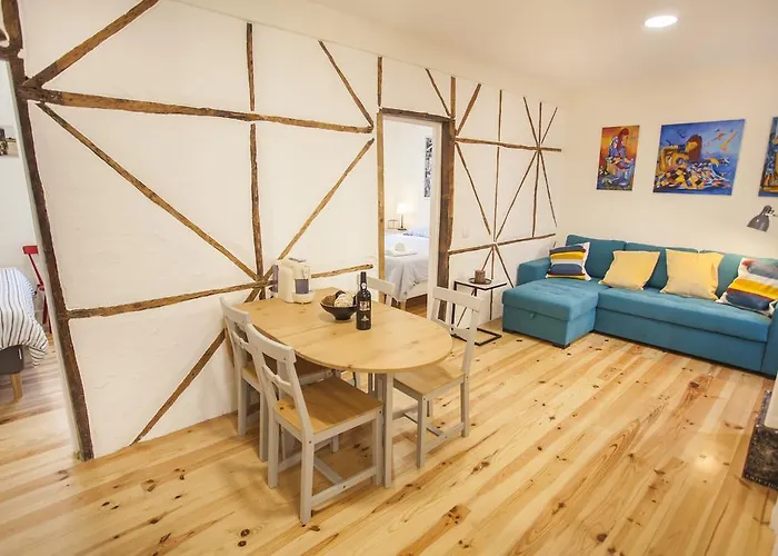 Graca Traditional 2 Bedroom Апартаменты Лиссабон