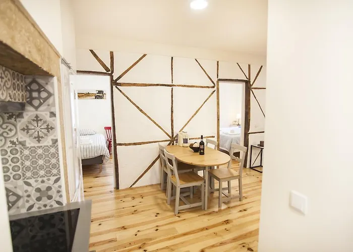 Апартаменты Graca Traditional 2 Bedroom *