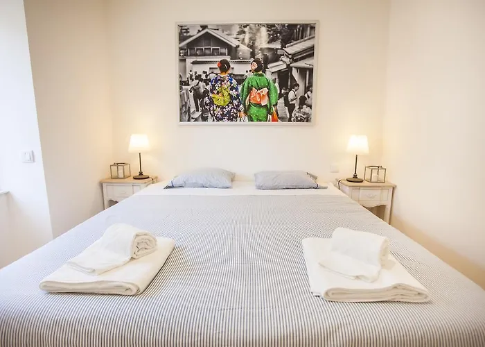 Graca Traditional 2 Bedroom * Лиссабон